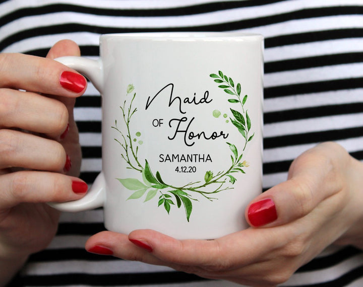 Personalized Maid of Honor Mug held by hands - Loftipop